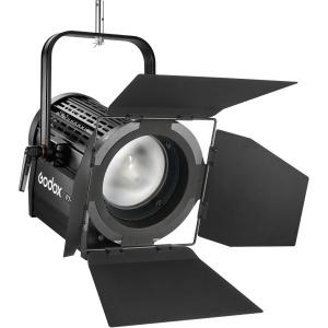 Godox F7-300R Full Color LED Fresnel Light vizual frontal cu barndoor montat