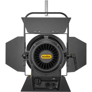 Godox F7-300R Projector LED Fresnel Full Color RGBACL 300W cu volete montate