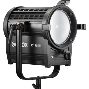 Godox F7-300R Projector LED Fresnel Full Color RGBACL 300W cu volete montate