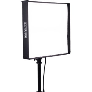 Nanlite PavoSlim 240C Lampă LED RGBWW, cu Softbox și Grid, 15-2034