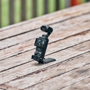 SmallRig 5581, Suport Quick Release pentru DJI Osmo Pocket 3, Arca-Swiss, inclinare 230°