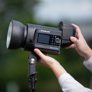 Westcott FJ400, Blit 400Ws, TTL, cu acumulator si accesorii