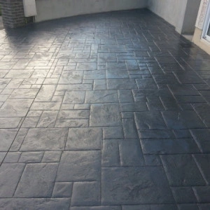 Lac acrilic pentru beton IZOCOR APB Incolor 5 kg – protecție și luciu pentru suprafețe din beton - Img 4