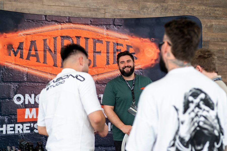 Manplifier – Povestea celui mai nou brand românesc dedicat industriei de barbering