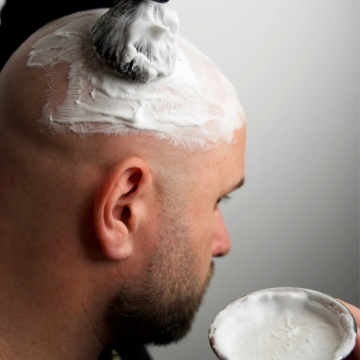 Better Be Bold Handmade bald head shaving soap with aloe vera 70g - Img 3
