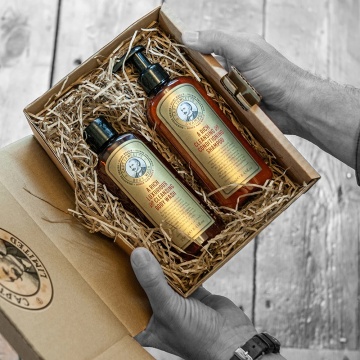 Set ingrijire par si corp Captain Fawcett Booze & Baccy Hair & Body Wash Set
