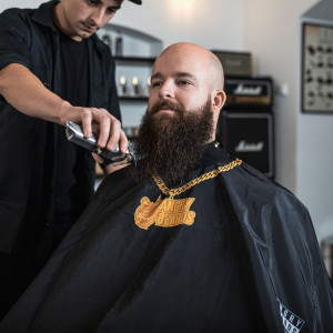 Angry Beards Barber's Cape - Img 2