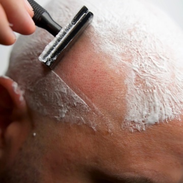 Sapun de ras pentru scalp Better Be Bold Handmade bald head shaving soap with aloe vera 70g