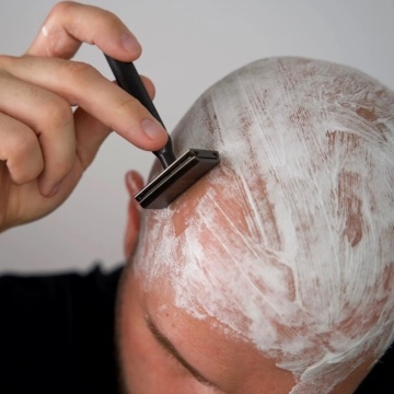 Crema de ras pentru scalp Better Be Bold Head Shave Cream with ultra-glide effect 150ml
