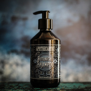 Sampon pentru par Apothecary 87 Botanical Shampoo 300ml
