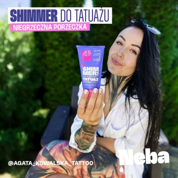 Neba Shimmer Illuminating Body and Tattoo Balm Naughty Currant 150ml - Img 2