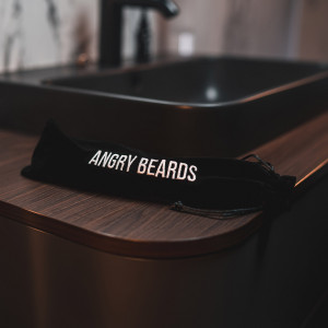 Placă de îndreptat barba Angry Beards