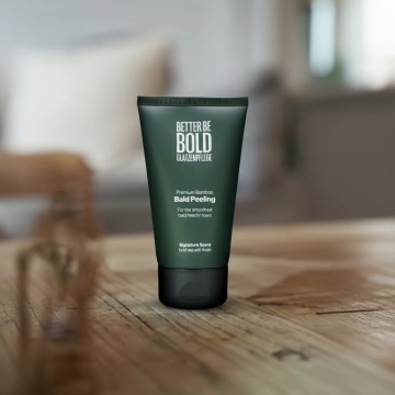 Scrub pentru chelie Better Be Bold Bald head scrub with bamboo fibers (anti-shine effect) 150ml