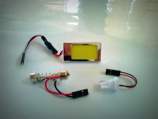 Placa LED COB 3W cu 2 adaptoare: T10, sofit si BA9S 12V