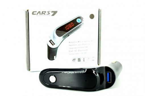 Modulator MP3 cu functie Kit Handsfree auto Bluetooth cu incarcare telefon USB. Voltaj dual: 12V-24V. Cod: G7 / CARG7
