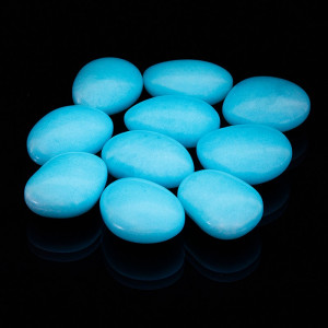 Pietricele fosforescente lumineaza glow aqua, diametru 4 cm, 10 bucati - Img 2