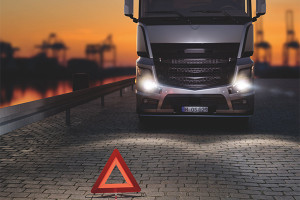 SET BECURI AUTO DE REZERVA CAMION 24V H7 OSRAM - Img 2