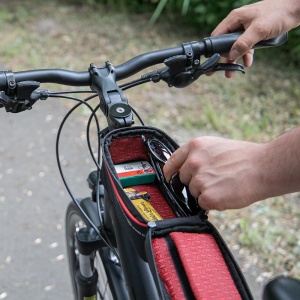 GENTUTA IMPERMEABILA PENTRU BICICLETA CU SUPORT TELEFON - Img 19