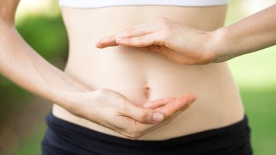 Flora intestinală: ce este, cum influențează sănătatea și cum o refaci natural