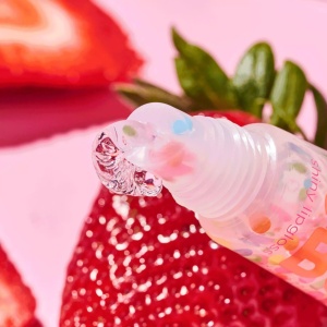 Luciu de buze Juicy Bomb Party Strawberry Sprinkles 05, 10 ml, Essence - Img 4