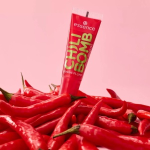 Luciu de buze 01 Strawberry Salsa Chili Bomb, 10 ml, Essence - Img 6