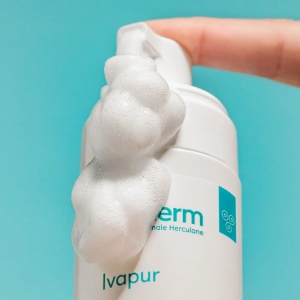 Spuma de curatare cu Acid Salicilic 2% pentru pielea mixta sau grasa cu tendinta acneica Ivapur, 160 ml, Ivatherm - Img 3