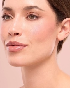 Fard lichid pentru obraz Lovely Touch Defence Color 401 rose, 5 ml, BioNike - Img 5