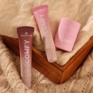 Lipgloss cu peptide Feelin’ Comfy, 01 Strawberry Self-love, 10 ml, Essence - Img 5