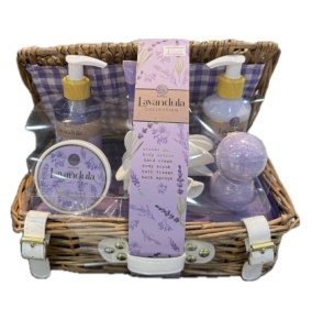 Set cosmetice Lavanda, gel de dus 180 ml, lotiune de corp 180 ml, crema de maini 120 ml, exfoliant 50 ml, 2 bombe de baie si un cos de picnic, Aurora - Img 2