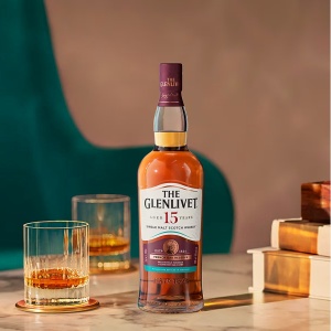 Sticla de whisky The Glenlivet 15 Ani French Oak Reserve