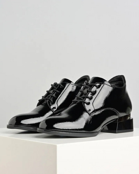 Crne lakovane ženske cipele Emelie Strandberg, slika 1