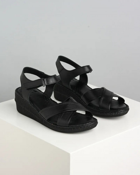 Klasične crne kožne sandale, slika 4