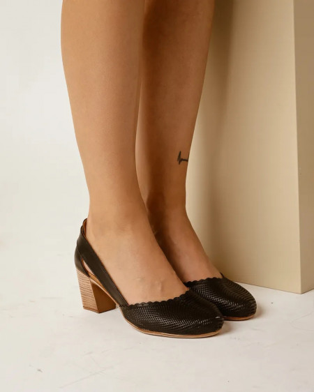 Kožne ženske cipele na stabilnu petu, crna boja, slika 1