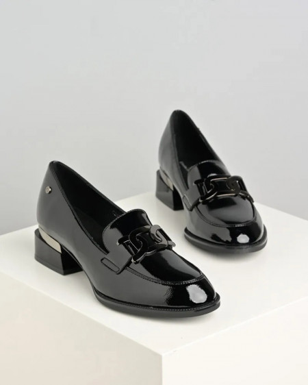 Crne lakovane ženske cipele na malu petu, slika 3