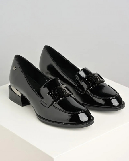 Crne lakovane ženske cipele na malu petu, slika 4
