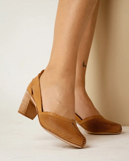 Kožne ženske cipele na stabilnu petu, kamel boja, slika 2