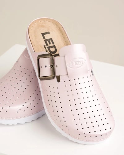 Kožne ženske klompe 212 svetlo roze
