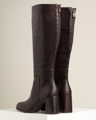 Ženske braon duboke čizme na debelu štiklu, brend Tamaras, slika 10