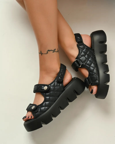 Crne ženske sandale na debelom đonu Favorito, slika 1