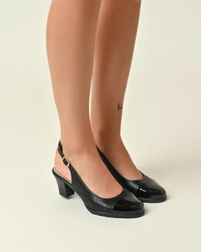 Crne sandalete, brend Emelie Strandberg, na malu štiklu, slika 3