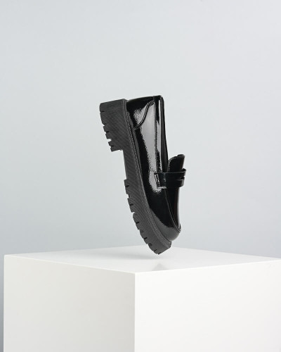 Ženske lakovane cipele na debelom đonu L5408 crne