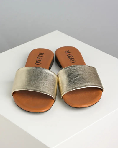 Zlatne kožne ženske sandale brend Marco, slika 3