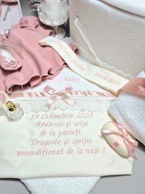 Trusou botez fetite