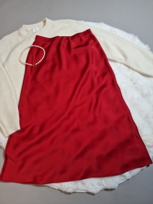 Fusta dama eleganta