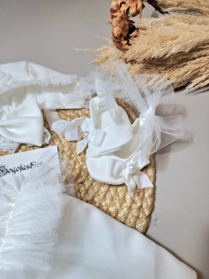 Botoșei botez din tulle fin,accesorizați cu fundițe, Dalia