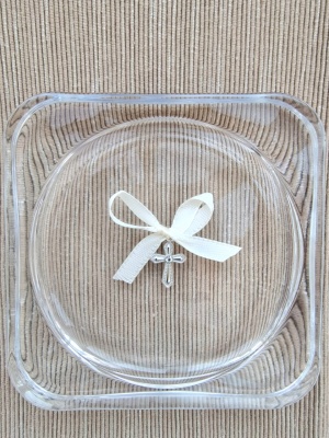 Cruciulite de botez bej