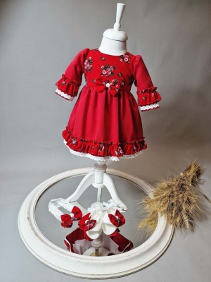 Rochiță de botez Ivanna – model elegant cu inspirație tradițională și interior din bumbac