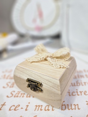 Trusou botez roz