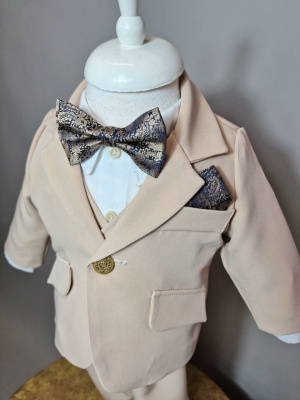 Costum botez