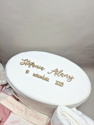 Trusou botez personalizat pentru fetite